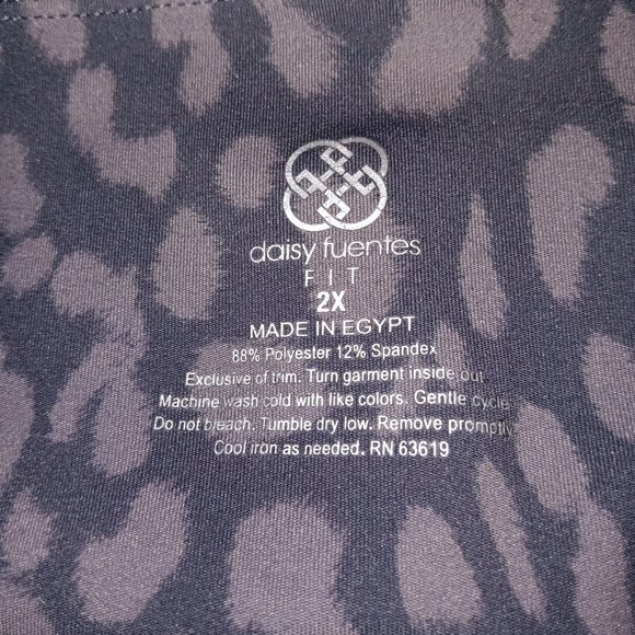 DAISY FUENTES FIT ANIMAL PRINT ACTIVEWEAR LEGGINGS - Picture 7 of 10